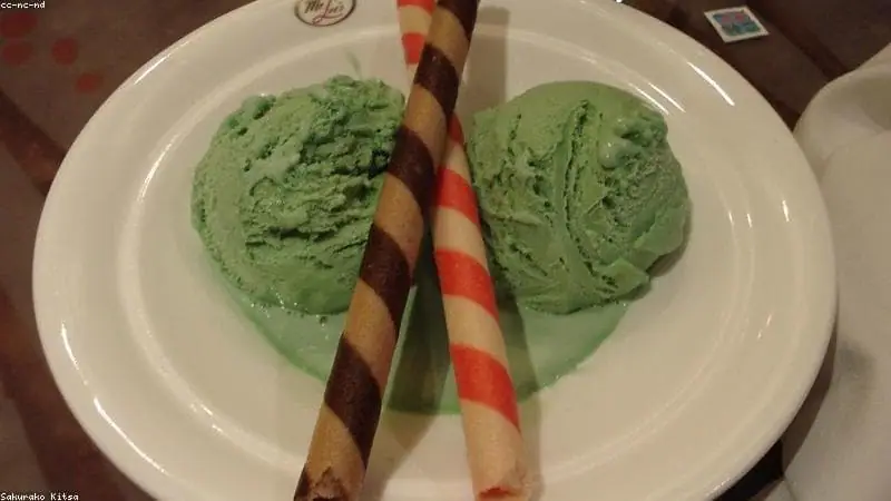 ไอศกรีมมัทฉะเนื้อเนียน