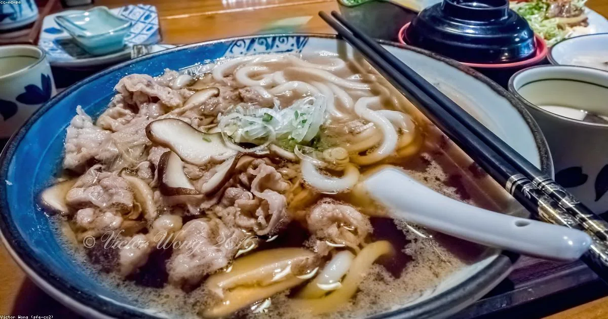 คู่มือชาบูและสุกี้ยากี้ในญี่ปุ่น แนะนำร้านเด็ด วิธีสั่ง น้ำจิ้ม และวัตถุดิบ