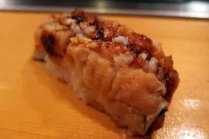 ซูชิโอซาก้า! รวมร้านซูชิสายพานและซูชิช่างฝีมือย่านนัมบะ